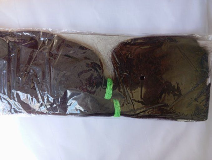 Ultra Outré marron foncé N° 99J 
